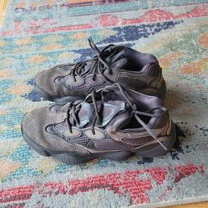 Size 11 Yeezy 500 Pre Loved Utility Black